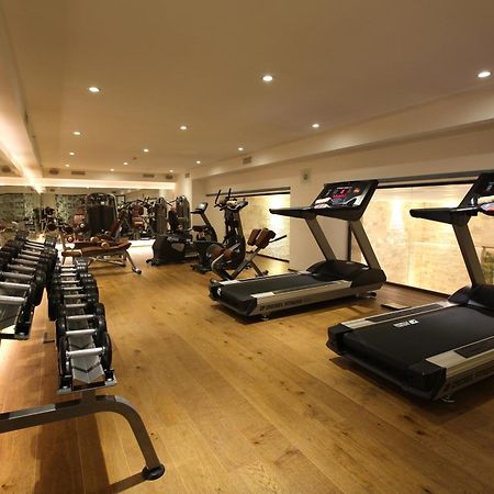 Miracle Istanbul Asia Airport Hotel & Spa Istambul Facilidades foto The gym at the hotel