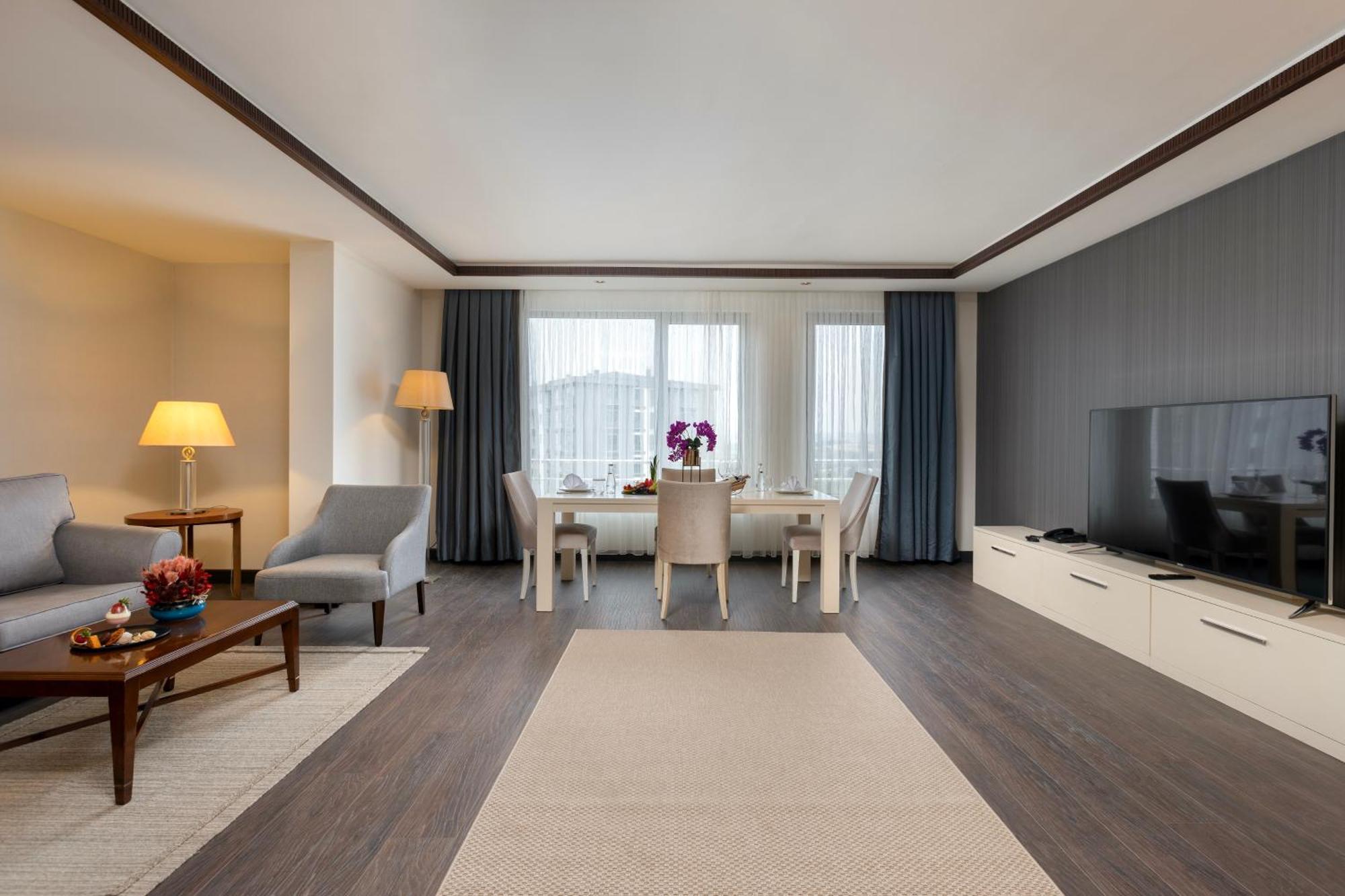 Miracle Istanbul Asia Airport Hotel & Spa Istambul Exterior foto Suite at the hotel