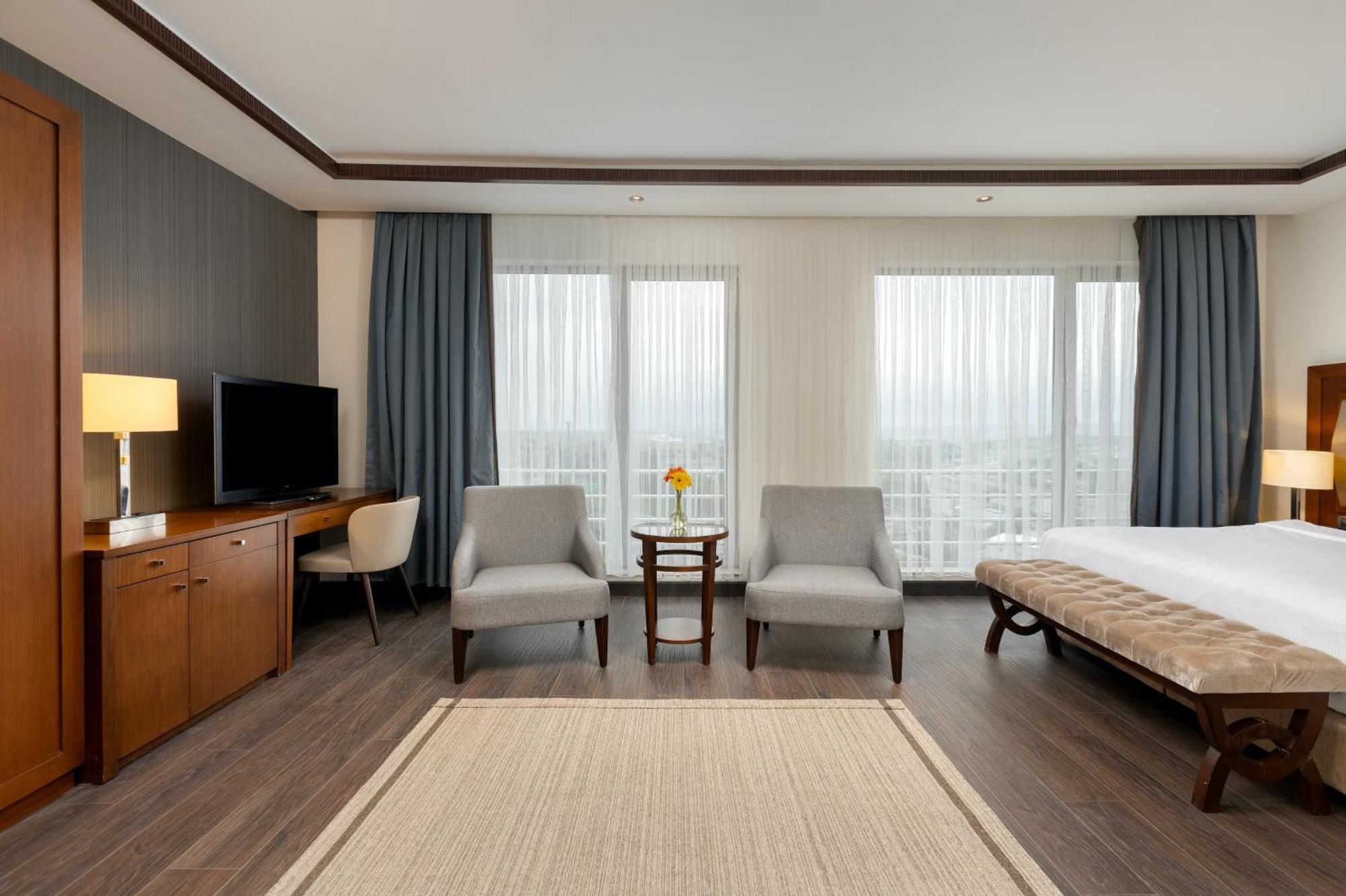 Miracle Istanbul Asia Airport Hotel & Spa Istambul Exterior foto A room at the hotel