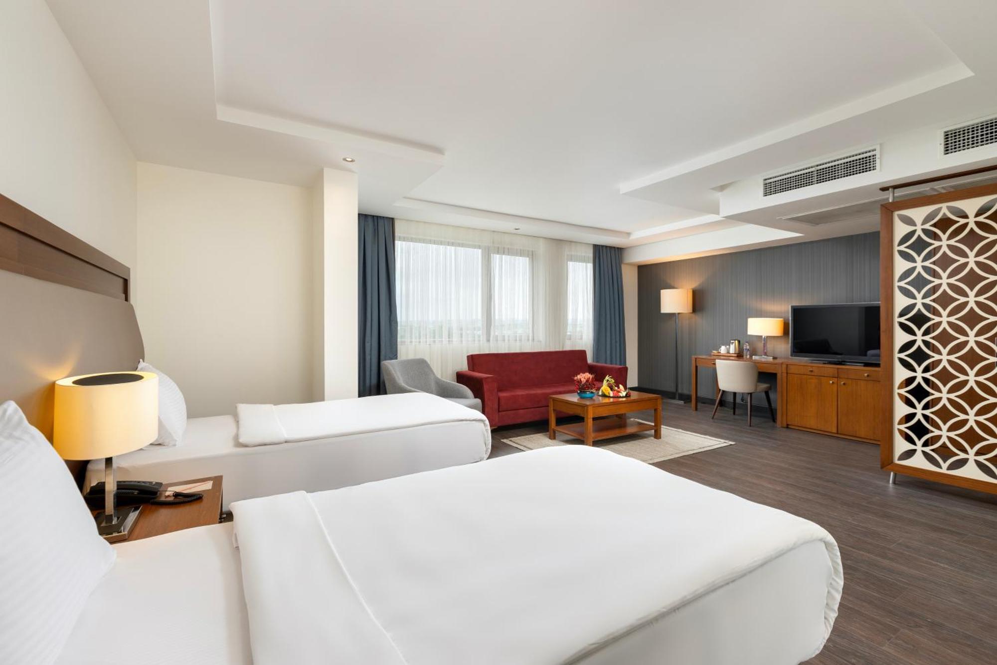 Miracle Istanbul Asia Airport Hotel & Spa Istambul Exterior foto