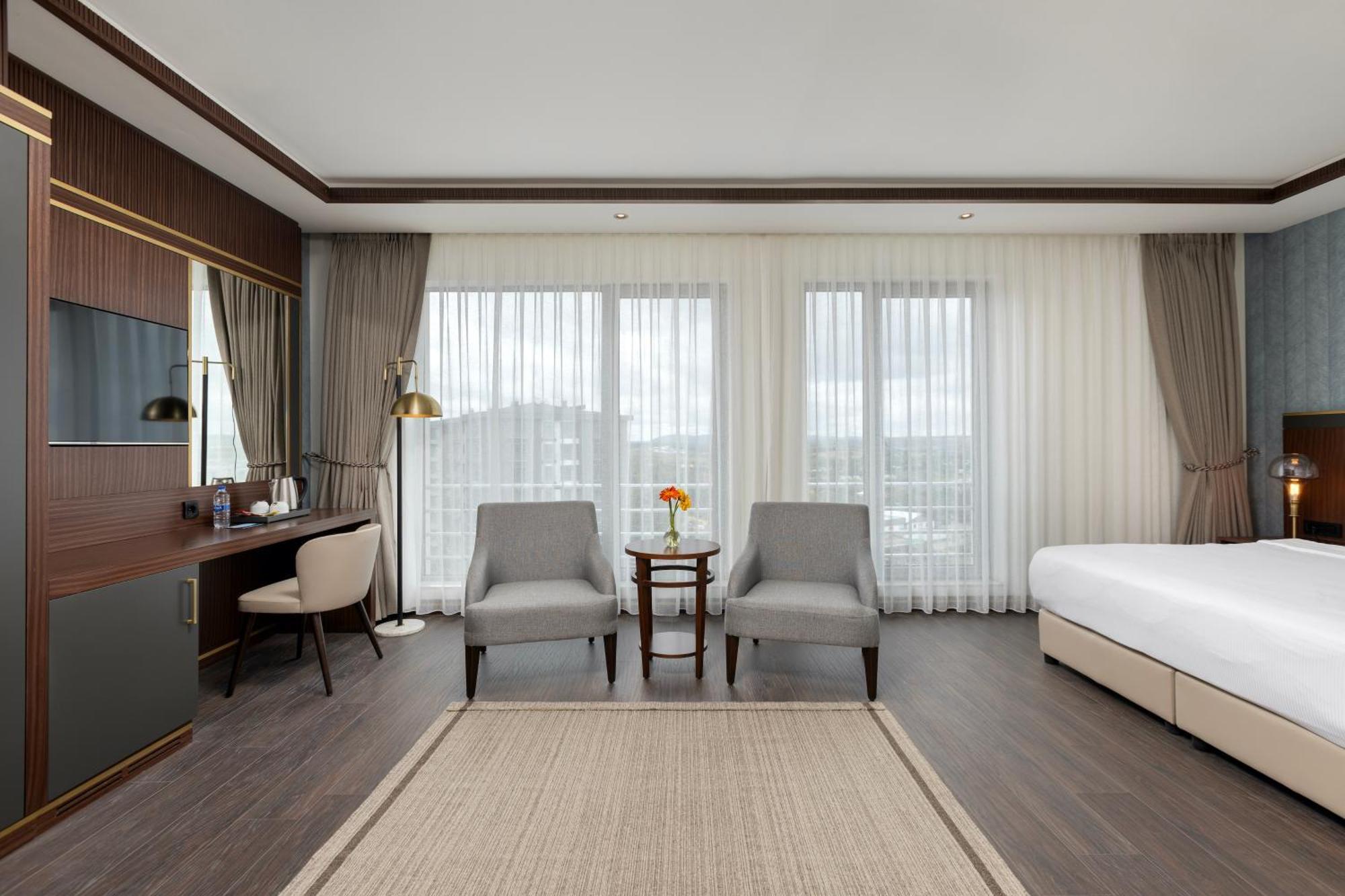 Miracle Istanbul Asia Airport Hotel & Spa Istambul Exterior foto Deluxe Suite